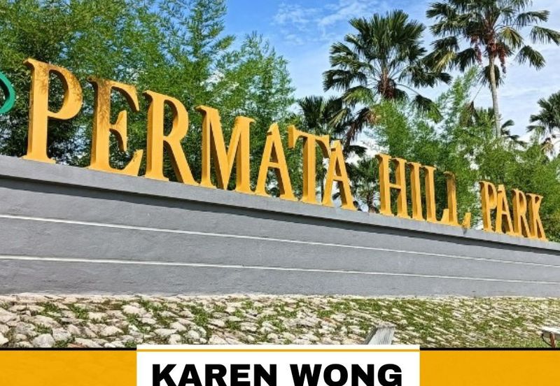 LONG PORCH NEAR CMART PERMATA HILL PARK 2.5 Storey Terrace House for Sale