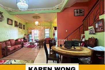 LONG PORCH NEAR CMART PERMATA HILL PARK 2.5 Storey Terrace House for Sale