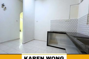 PARTLY FURNISHED TAMAN DESA ENGGANG 1 Storey SEMI DETACHED for RENT