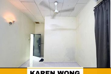 PARTLY FURNISHED TAMAN DESA ENGGANG 1 Storey SEMI DETACHED for RENT