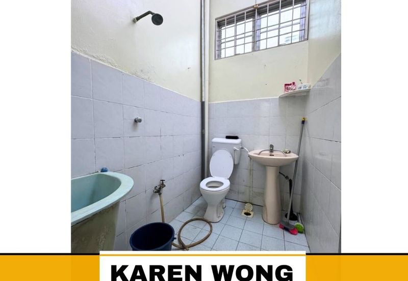 PARTLY FURNISHED TAMAN DESA ENGGANG 1 Storey SEMI DETACHED for RENT