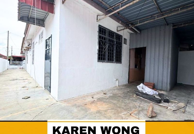 PARTLY FURNISHED TAMAN DESA ENGGANG 1 Storey SEMI DETACHED for RENT