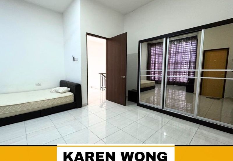 FULLY FURNISHED RENOVATED SP SAUJANA ENDLOT Double Storey Terrace for RENT