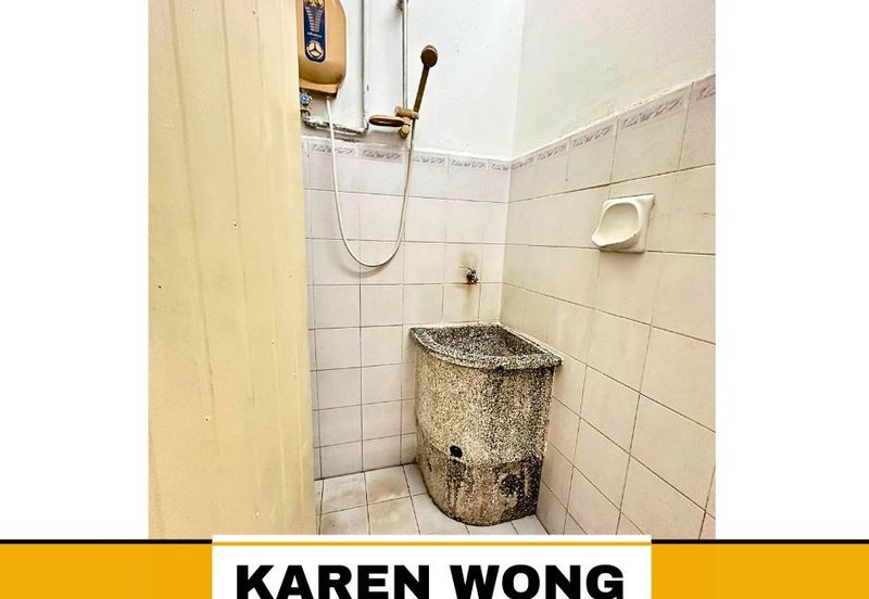 WALKING DISTANCE TO NEW CMART TAMAN CENGAL INDAH