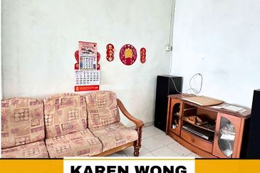 WALKING DISTANCE TO NEW CMART TAMAN CENGAL INDAH