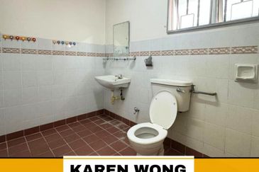 Bandar Laguna Merbok