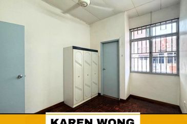 Bandar Laguna Merbok