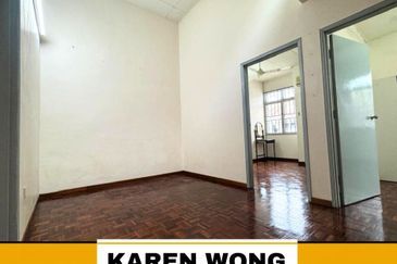 Bandar Laguna Merbok