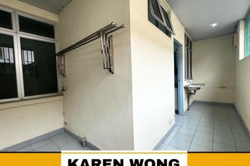 Bandar Laguna Merbok