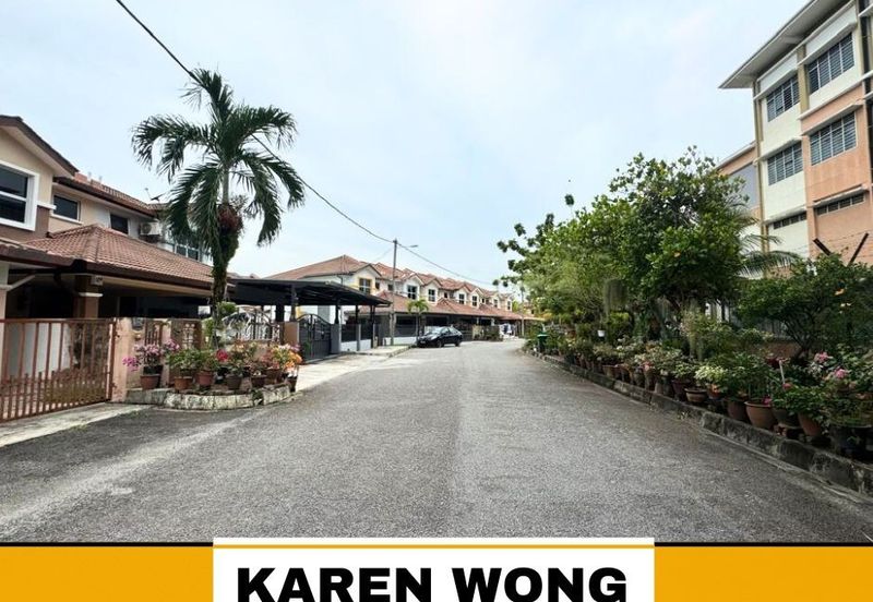 Bandar Laguna Merbok