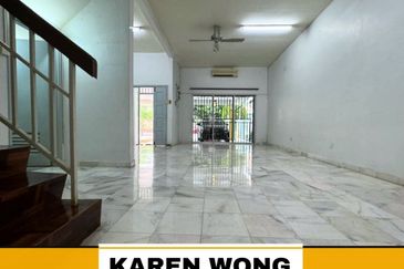 Bandar Laguna Merbok