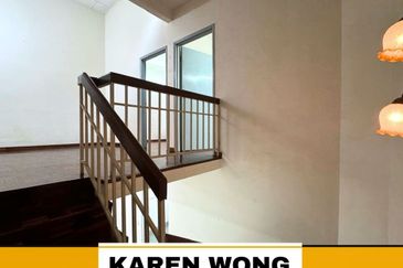 Bandar Laguna Merbok