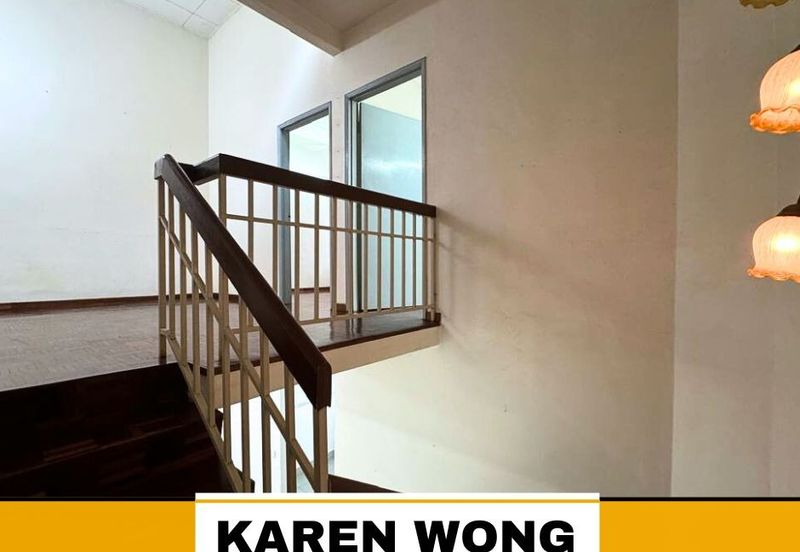 Bandar Laguna Merbok