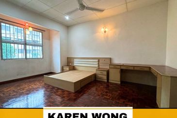 Bandar Laguna Merbok