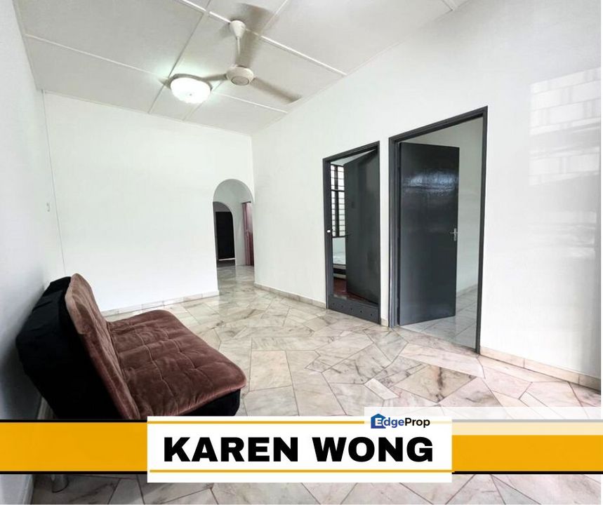 WALKING DISTANCE TO PASAR TAMAN RIA PARTLY FURNISHED House for Rent, Kedah, Sungai Petani