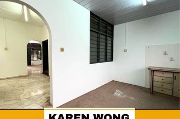 WALKING DISTANCE TO PASAR TAMAN RIA PARTLY FURNISHED House for Rent