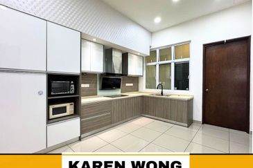 FULLY RENO SP SAUJANA BALCONY READY 2 Storey Terrace for Sale