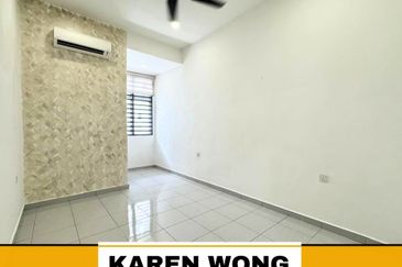 FULLY RENO SP SAUJANA BALCONY READY 2 Storey Terrace for Sale