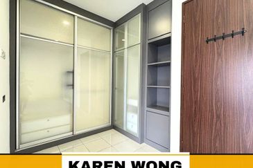 FULLY RENO SP SAUJANA BALCONY READY 2 Storey Terrace for Sale