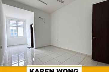 NEGOTIABLE SP SAUJANA Gated & Guarded Dobule Storey Terrace House for Sale