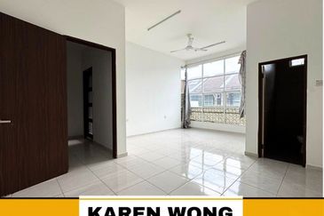 NEGOTIABLE SP SAUJANA Gated & Guarded Dobule Storey Terrace House for Sale