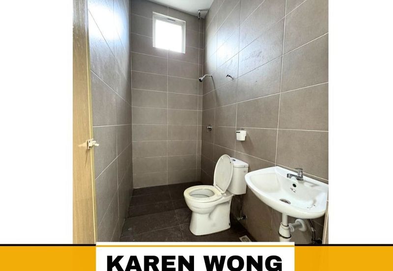 NEGOTIABLE SP SAUJANA Gated & Guarded Dobule Storey Terrace House for Sale