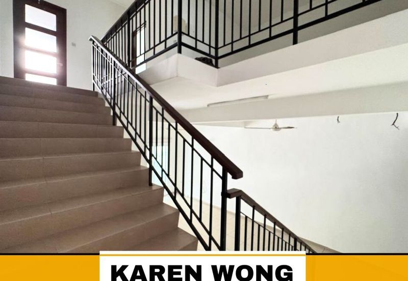 NEGOTIABLE SP SAUJANA Gated & Guarded Dobule Storey Terrace House for Sale