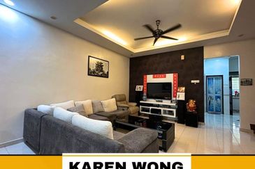 RENO EXTENDED BANDAR LAGUNA MERBOK Partly Furnished 2 Storey Terrace for Sale