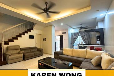 RENO EXTENDED BANDAR LAGUNA MERBOK Partly Furnished 2 Storey Terrace for Sale