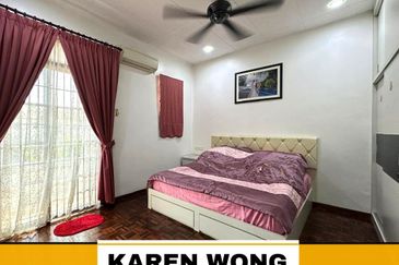 RENO EXTENDED BANDAR LAGUNA MERBOK Partly Furnished 2 Storey Terrace for Sale