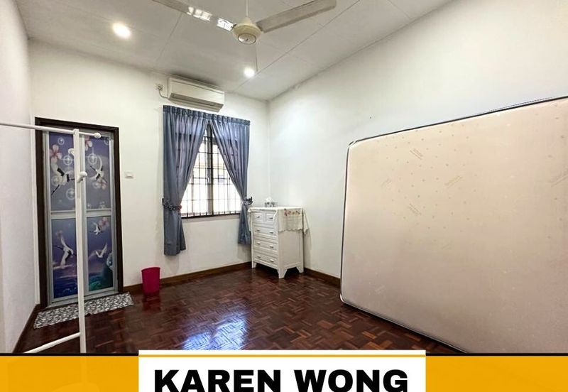 RENO EXTENDED BANDAR LAGUNA MERBOK Partly Furnished 2 Storey Terrace for Sale