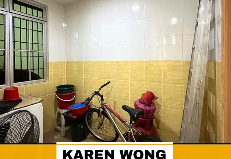 RENO EXTENDED BANDAR LAGUNA MERBOK Partly Furnished 2 Storey Terrace for Sale