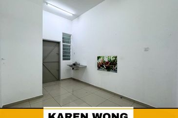 GATED & GUARDED TAMAN PERMAIPURA BEDONG 2 Storey Terrace House for Rent