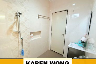 RENO WITH KITCHEN CABINET BANDAR LAGUNA MERBOK 2 Storey Terrace House for Sale