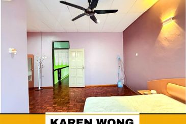 RENO WITH KITCHEN CABINET BANDAR LAGUNA MERBOK 2 Storey Terrace House for Sale