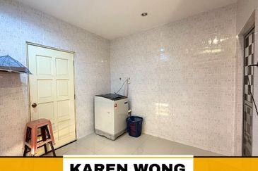 RENO WITH KITCHEN CABINET BANDAR LAGUNA MERBOK 2 Storey Terrace House for Sale