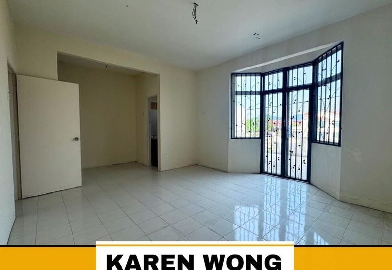 OPEN FACING BANDAR UTAMA BELOW MV 2 Storey Terrace for Sale