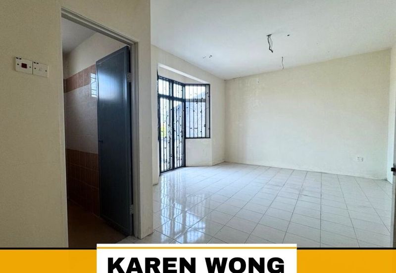 OPEN FACING BANDAR UTAMA BELOW MV 2 Storey Terrace for Sale