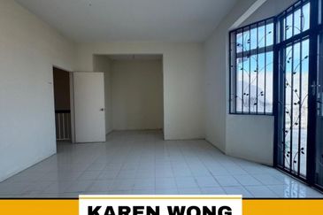 OPEN FACING BANDAR UTAMA BELOW MV 2 Storey Terrace for Sale