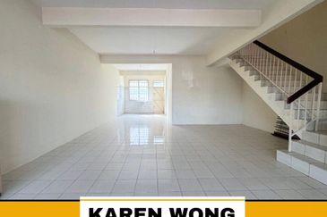 OPEN FACING BANDAR UTAMA BELOW MV 2 Storey Terrace for Sale