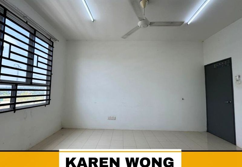 OPEN FACING UNDER VALUE GATED GUARDED PRIMA RESIDENSI UTAMA 2 Storey Terrace House for Sale