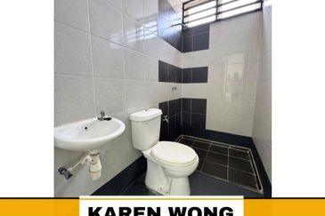 OPEN FACING UNDER VALUE GATED GUARDED PRIMA RESIDENSI UTAMA 2 Storey Terrace House for Sale