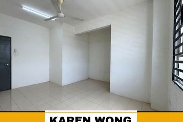 OPEN FACING UNDER VALUE GATED GUARDED PRIMA RESIDENSI UTAMA 2 Storey Terrace House for Sale