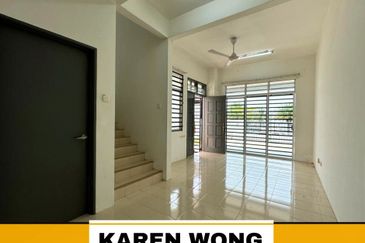 OPEN FACING UNDER VALUE GATED GUARDED PRIMA RESIDENSI UTAMA 2 Storey Terrace House for Sale