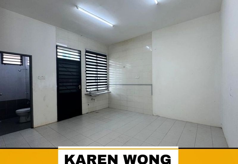 OPEN FACING UNDER VALUE GATED GUARDED PRIMA RESIDENSI UTAMA 2 Storey Terrace House for Sale