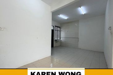 OPEN FACING UNDER VALUE GATED GUARDED PRIMA RESIDENSI UTAMA 2 Storey Terrace House for Sale