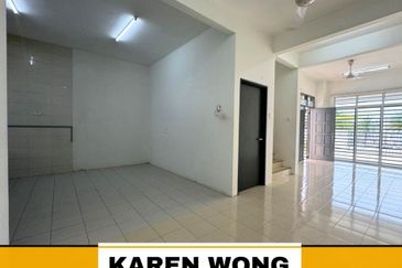 OPEN FACING UNDER VALUE GATED GUARDED PRIMA RESIDENSI UTAMA 2 Storey Terrace House for Sale