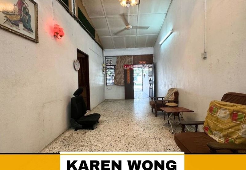 OPEN FACING BELOW MARKET PRICE TAMAN BANDAR BARU 1 Storey Terace for Sale