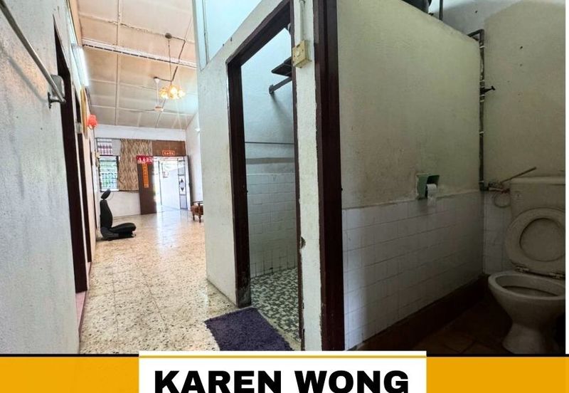 OPEN FACING BELOW MARKET PRICE TAMAN BANDAR BARU 1 Storey Terace for Sale