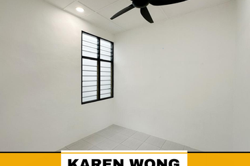 FULLY EXTENDED TAMAN RIA JAYA Single Storey Terrace House for Sale